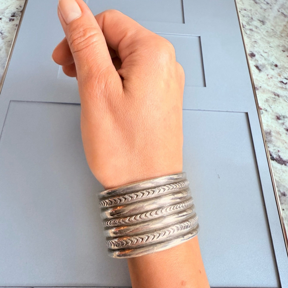 Native American Navajo BIG Handmade 7 Row Wide Arrow Sterling Silv Cuff Bracelet - Picture 3 of 12